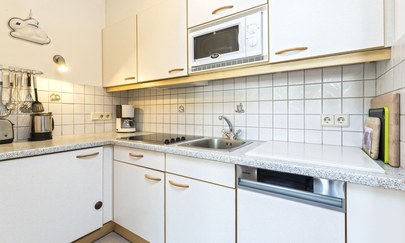Cozy apartment with a separate bedroom, a bright living area, and a sunny east-facing balcony. Ideal&hellip;
