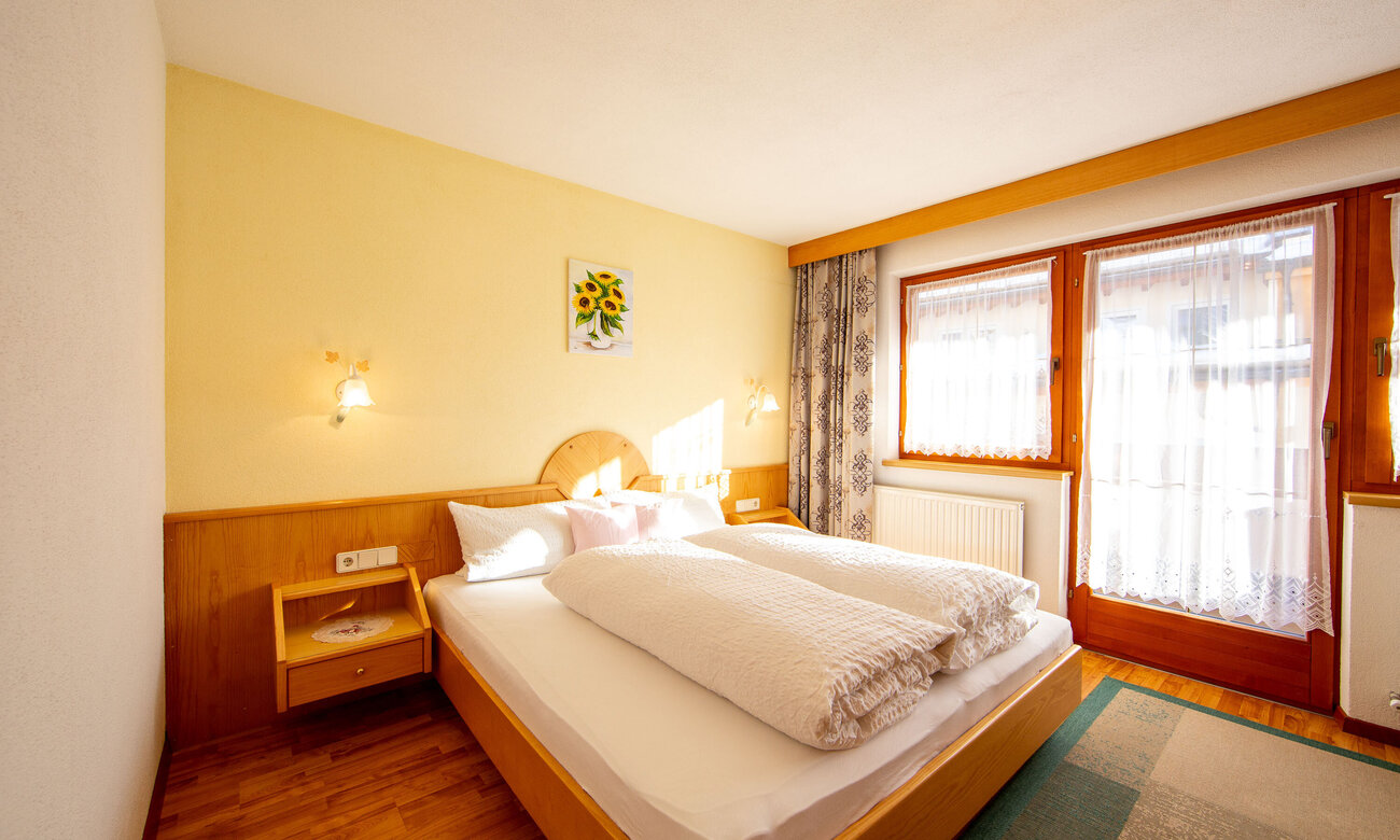 Großzügiges Apartment mit zwei Schlafzimmern, zwei Bädern und drei sonnigen Balkonen. Viel Platz und&hellip;