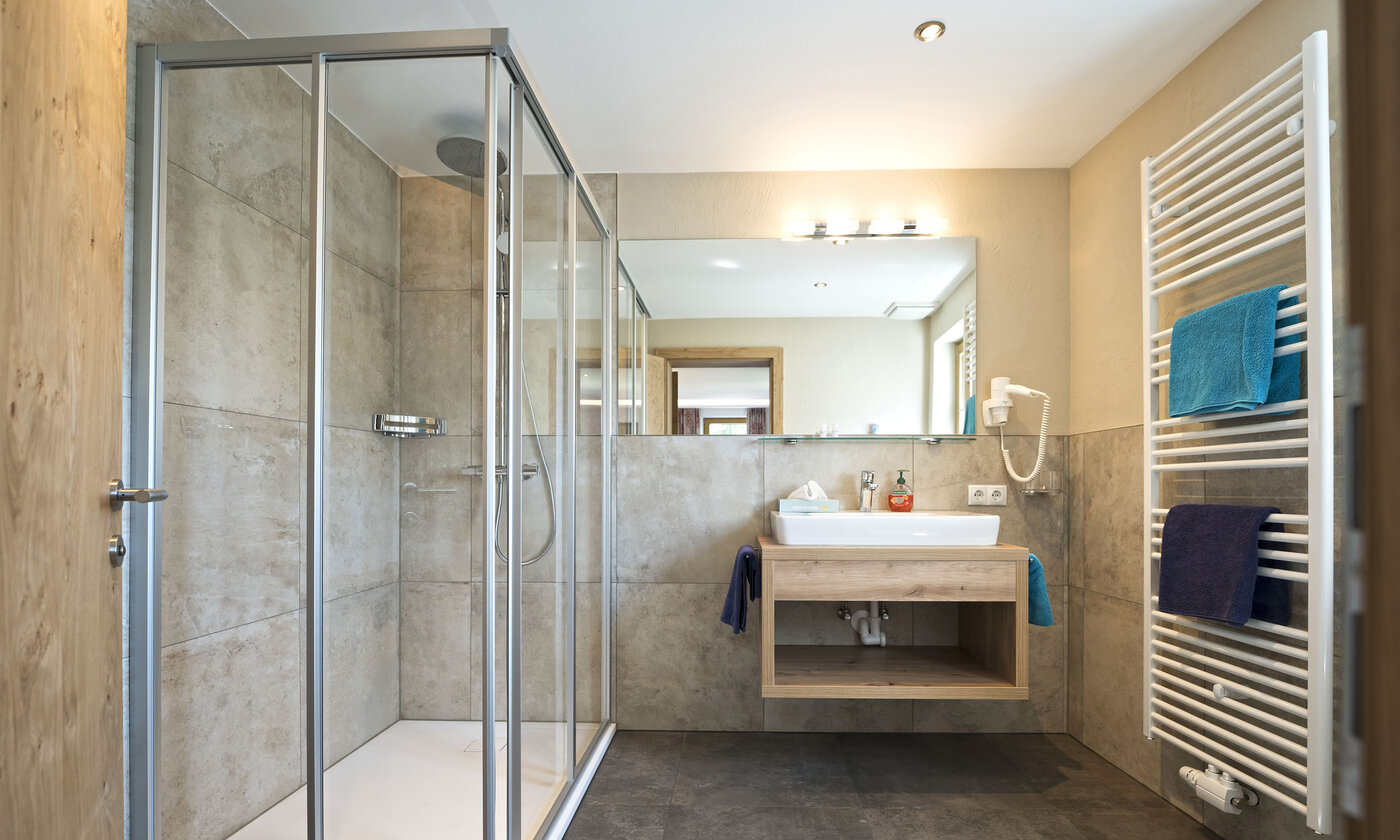 Komfortables Apartment mit zwei Schlafzimmern, zwei Bädern sowie Süd- und Ostbalkon. Die ideale Wahl&hellip;