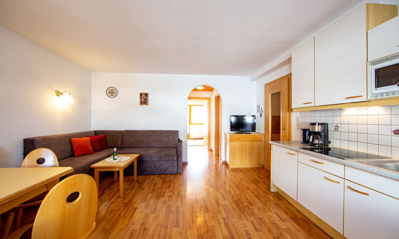 Großzügiges Apartment mit zwei Schlafzimmern, zwei Bädern und drei sonnigen Balkonen. Viel Platz und&hellip;